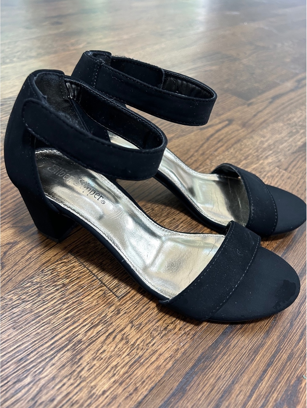 Girls dress shoes Black Ankle Strap Block Heel Sandals Size 4M